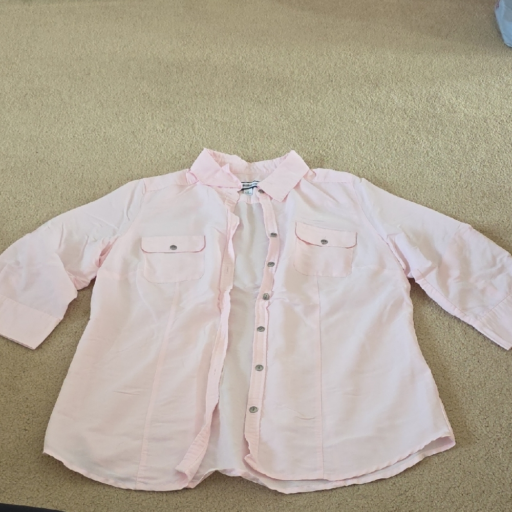 Croft & Barrow Light Pink Women's Button-Down Shirt